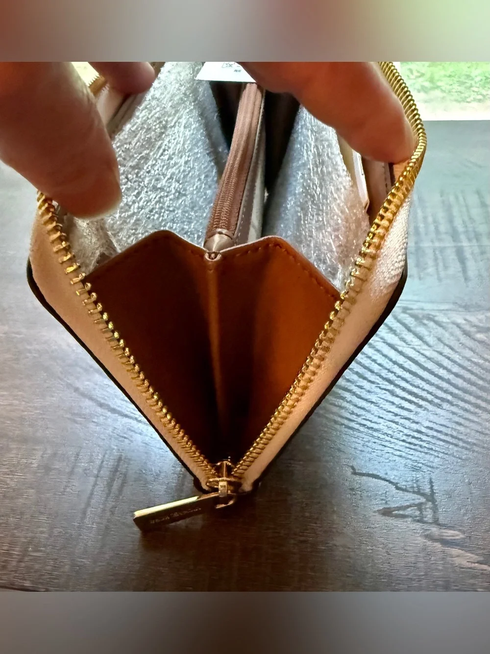 Michael Kors Beige Signature Zip Wallet